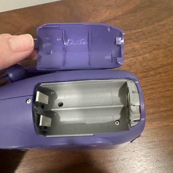 Fujifilm Instax Mini 8 Camera with CASE - Picture 6 of 10